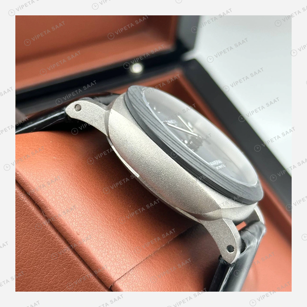 Panerai 44 mm PAM01361 Luminor GMT Mavi Kadran Çelik Super Clone ETA Eta Saat detay 6
