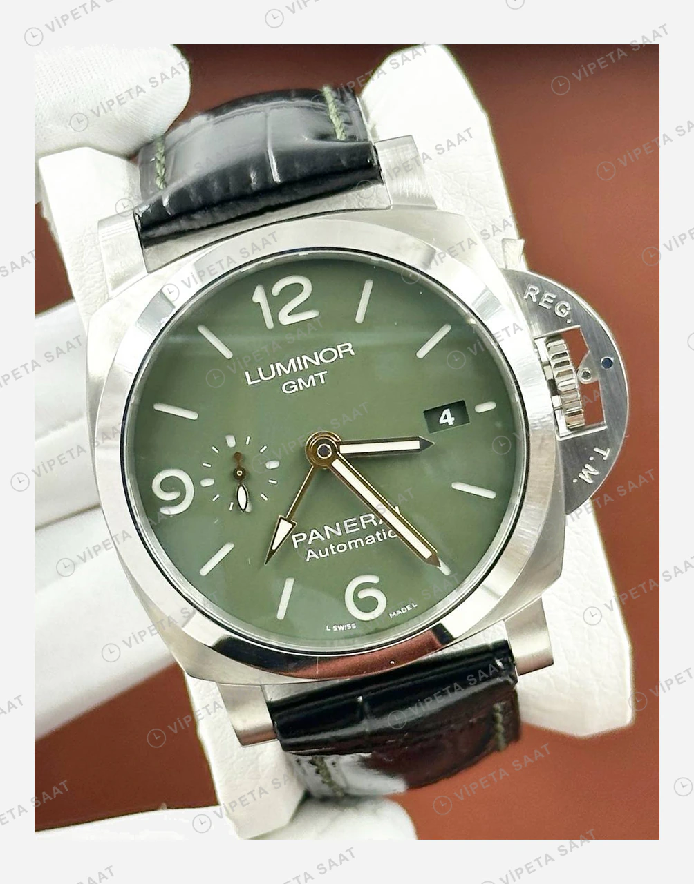 Panerai 44 mm PAM01361 Luminor GMT Yeşil Kadran Doğa Super Clone ETA Eta Saat detay 5
