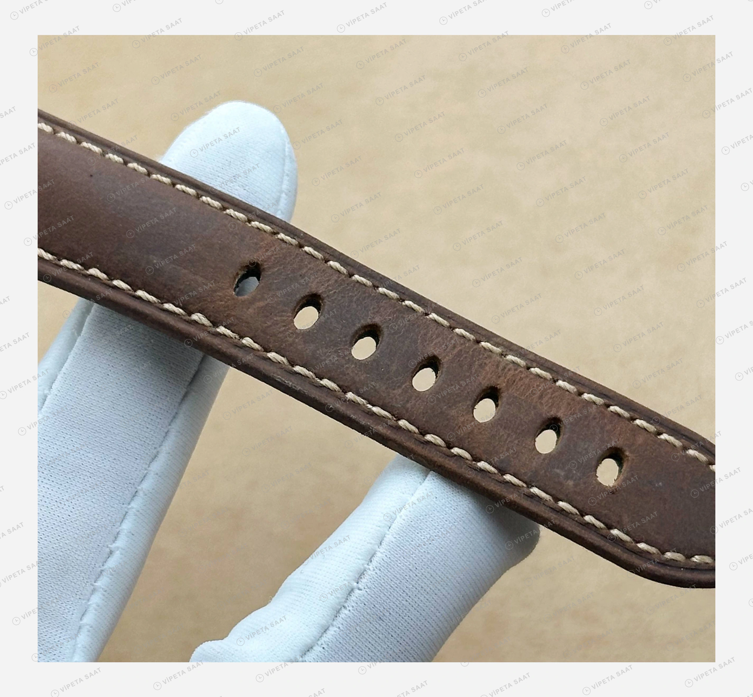 Panerai 44 mm PAM01371 Luminor Marina Beyaz Kadran Usta Super Clone ETA Eta Saat karşıdan görünüm