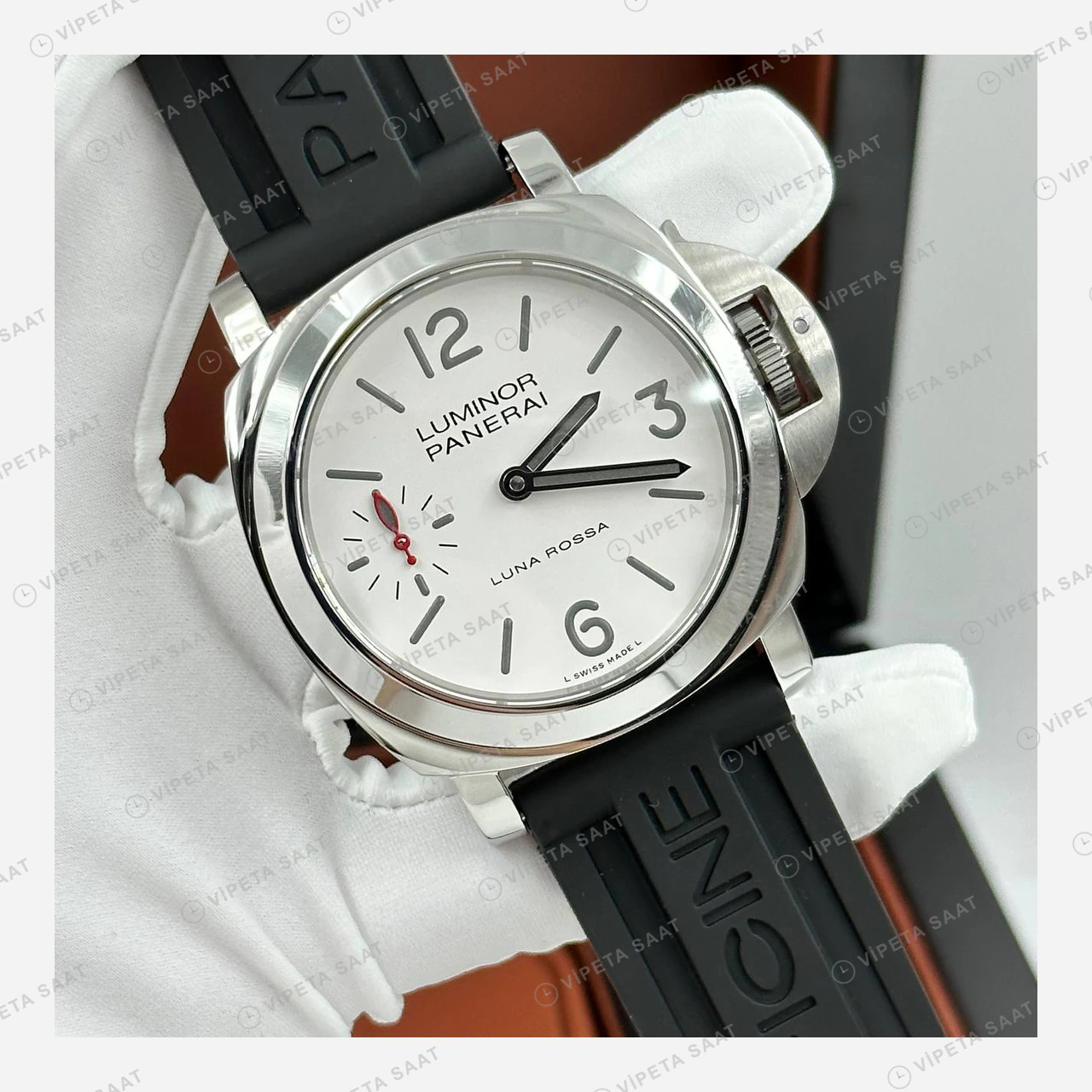 Panerai 44 mm PAM01436 Luminor Luna Rossa Beyaz Kadran Super Clone ETA Eta Saat detay 5
