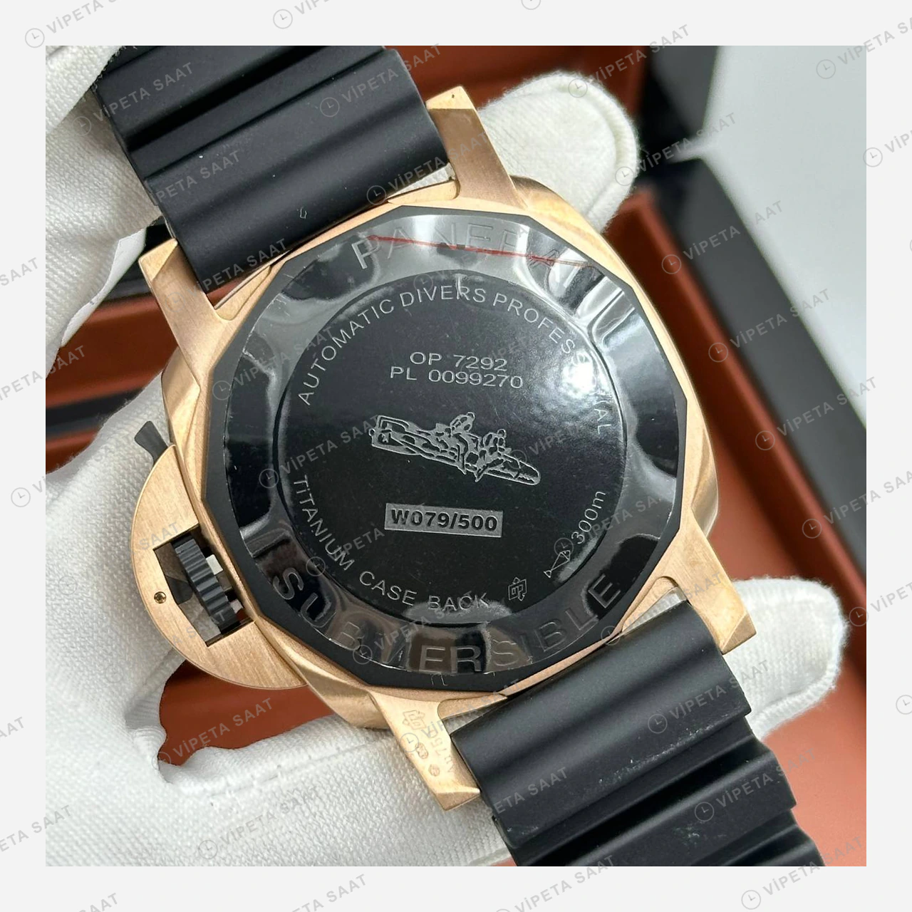 Panerai 47 mm PAM01074 Submersible Bronzo Mavi Kadran Zarif Super Clone ETA Eta Saat detay 4