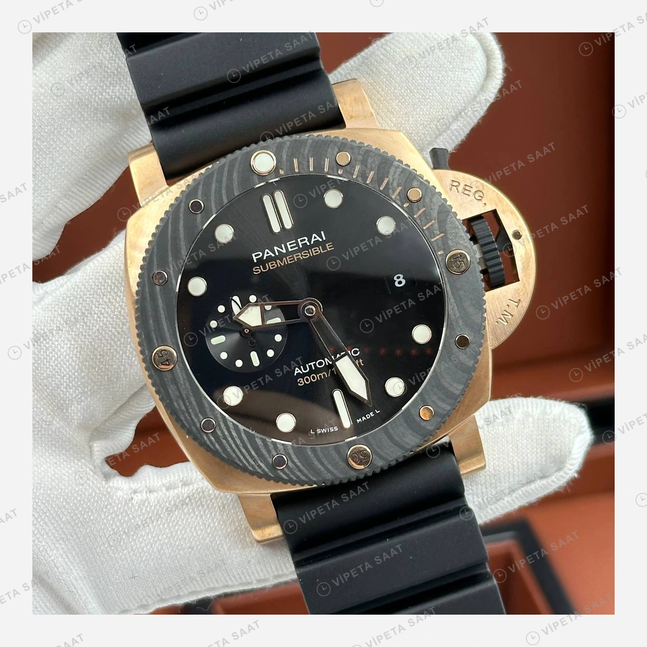 Panerai 47 mm PAM01074 Submersible Bronzo Mavi Kadran Zarif Super Clone ETA Eta Saat detay 6