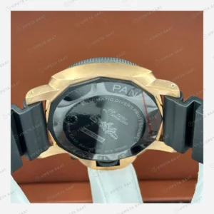 Panerai 47 mm PAM01074 Submersible Bronzo Siyah Kadran Zarif Super Clone ETA Eta Saat karşıdan görünüm