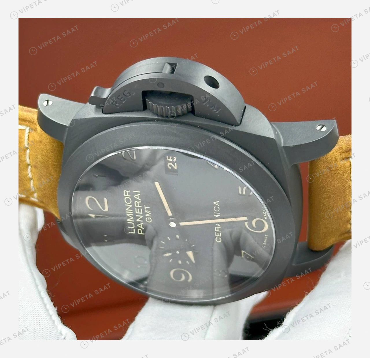 Panerai 47 mm PAM01616 Luminor Marina Karbon Siyah Kadran Super Clone ETA Eta Saat karşıdan görünüm