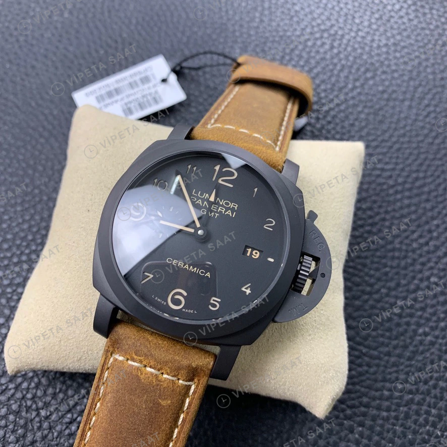 Panerai Luminor GMT Ceramica Siyah Kadran Seramik Kasa Kahverengi Deri Kordon Super Clone Eta Eta Saat detay 7