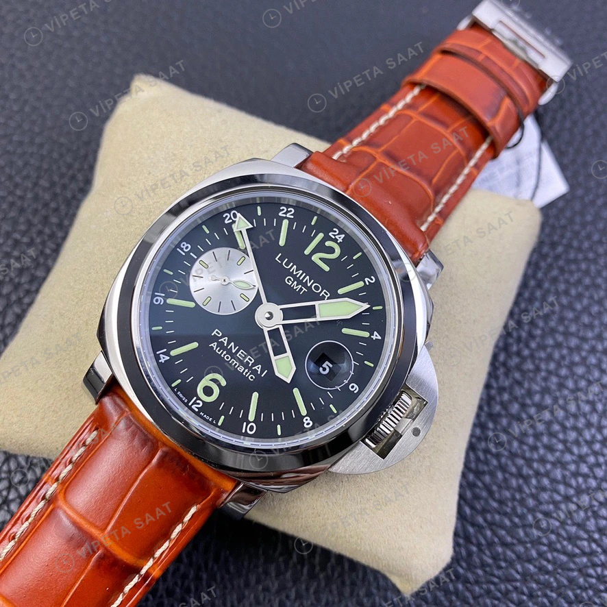 Panerai Luminor GMT Siyah Kadran Celik Kasa Kahverengi Deri Super Clone Eta Saat görünüm 9