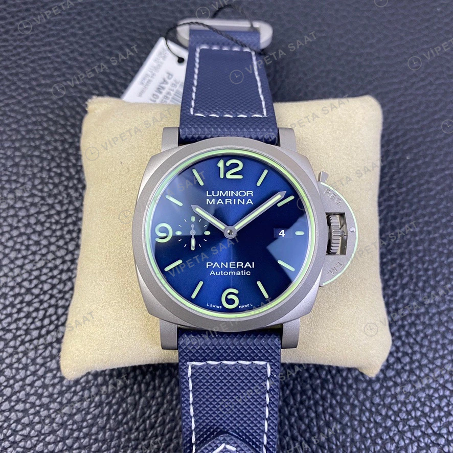 Panerai Luminor Marina Mavi Kadran Titanyum Kasa Mavi Nato Kordon Super Clone Eta Eta Saat yan görünüm