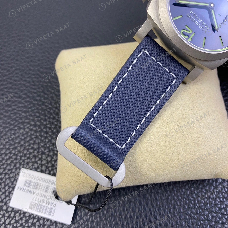Panerai Luminor Marina Mavi Kadran Titanyum Kasa Mavi Nato Kordon Super Clone Eta Eta Saat detay 4