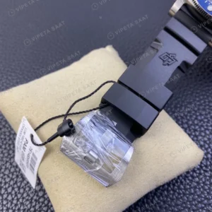 Panerai Submersible Siyah Kadran Mavi Bezel Kaucuk Kordon Super Clone Eta Eta Saat karşıdan görünüm