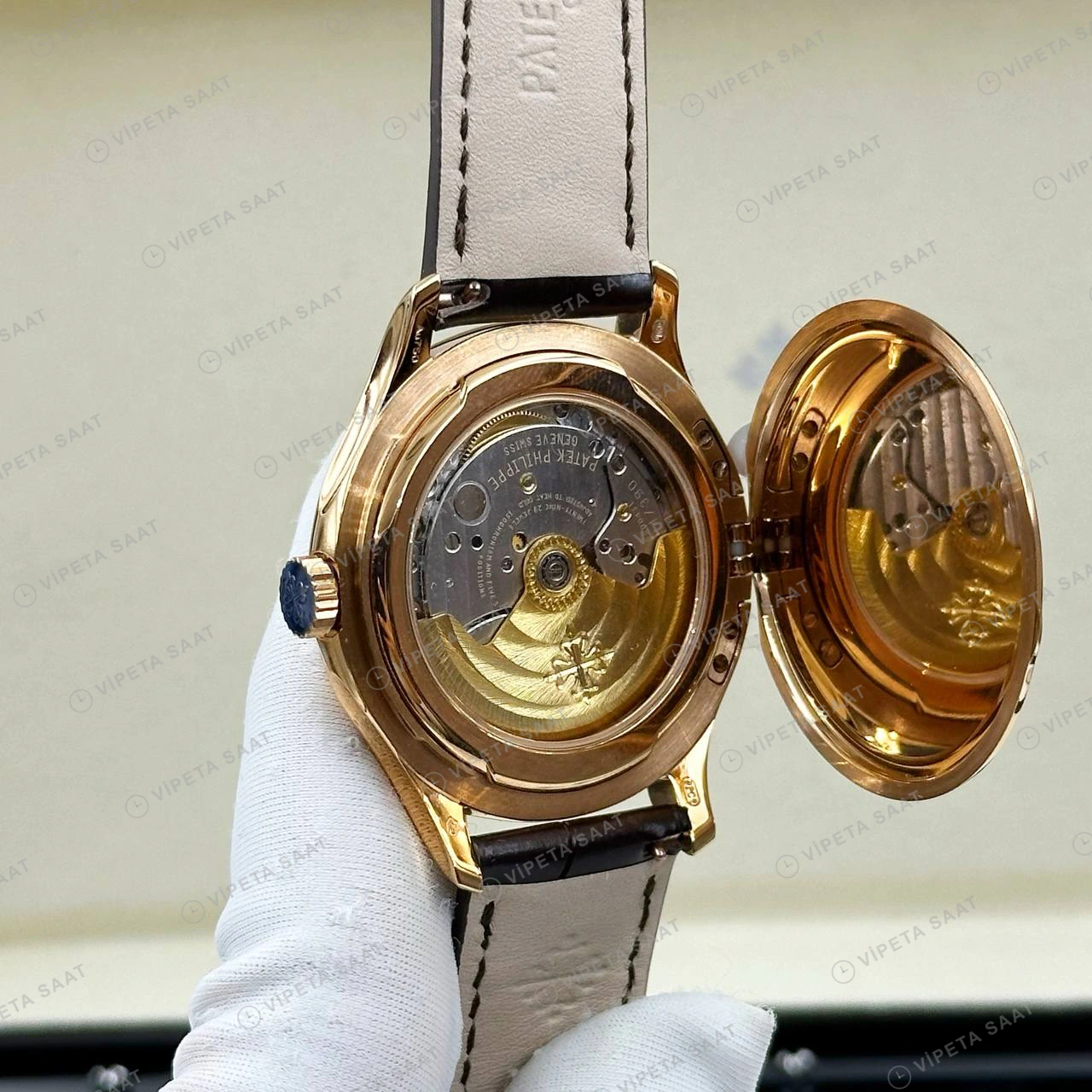 Patek Philippe 39 mm Calatrava Rose Gold Somon Kadran Deri Super Clone ETA Eta Saat detay 6