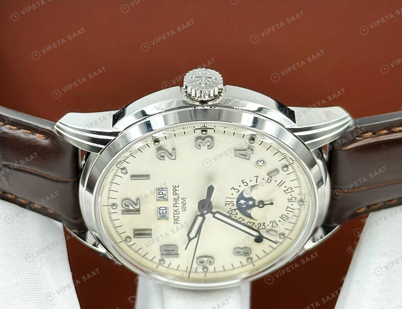 Patek Philippe 40 mm Grand Complications Krem Takvim Ay Evreli Deri Super Clone ETA Eta Saat karşıdan görünüm