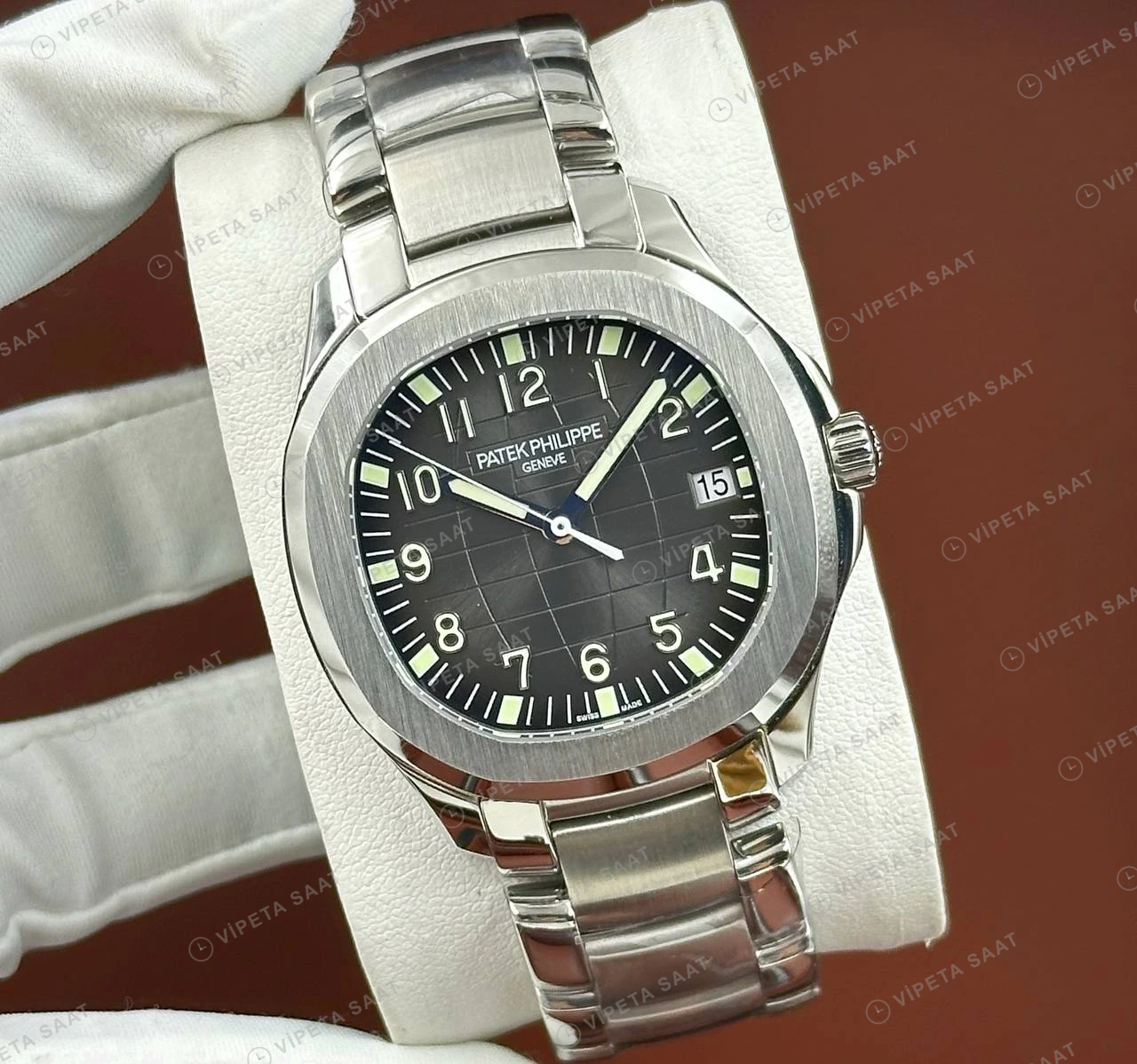 Patek Philippe 40.8 mm Aquanaut Gri Kadran Çelik Bileklik Super Clone ETA Eta Saat detay 3