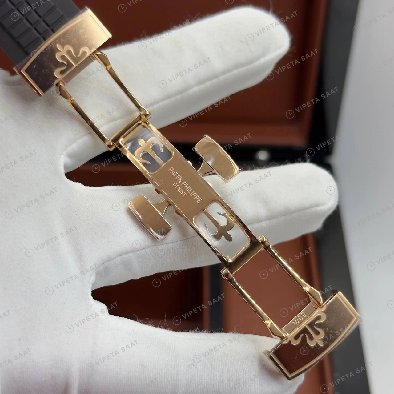 Patek Philippe Aquanaut 5167 40 mm Rose Gold Kahve Kauçuk Super Clone ETA Eta Saat detay 5