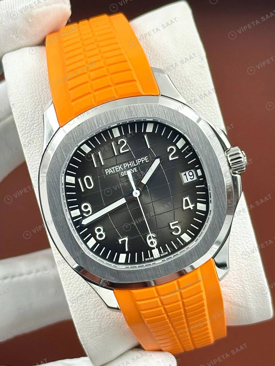 Patek Philippe Aquanaut 5167 40.8 mm Siyah Kadran Turuncu Kauçuk Bileklik Super Clone ETA Eta Saat detay 6