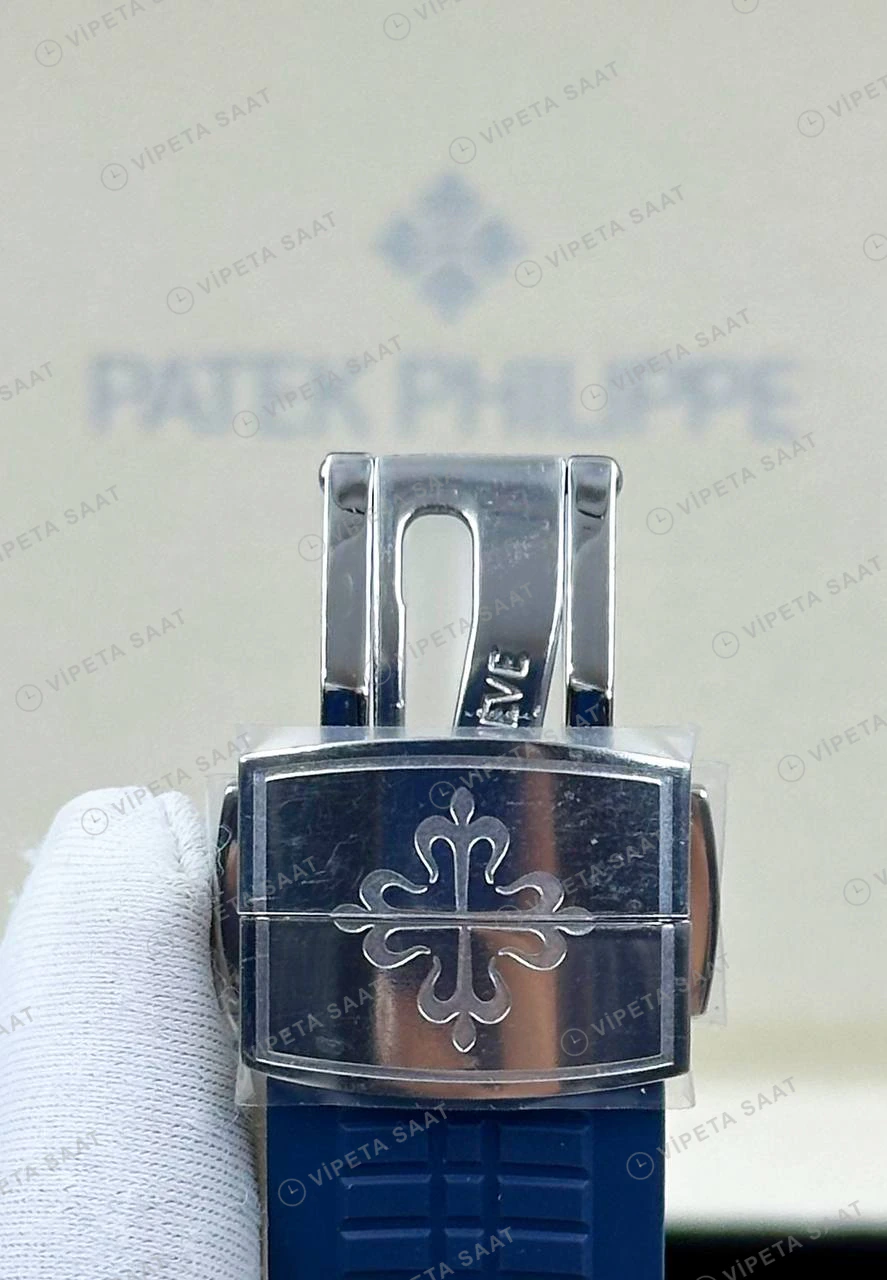 Patek Philippe Aquanaut 5168 42.2 mm Mavi Kadran Kauçuk Super Clone ETA Eta Saat detay 4