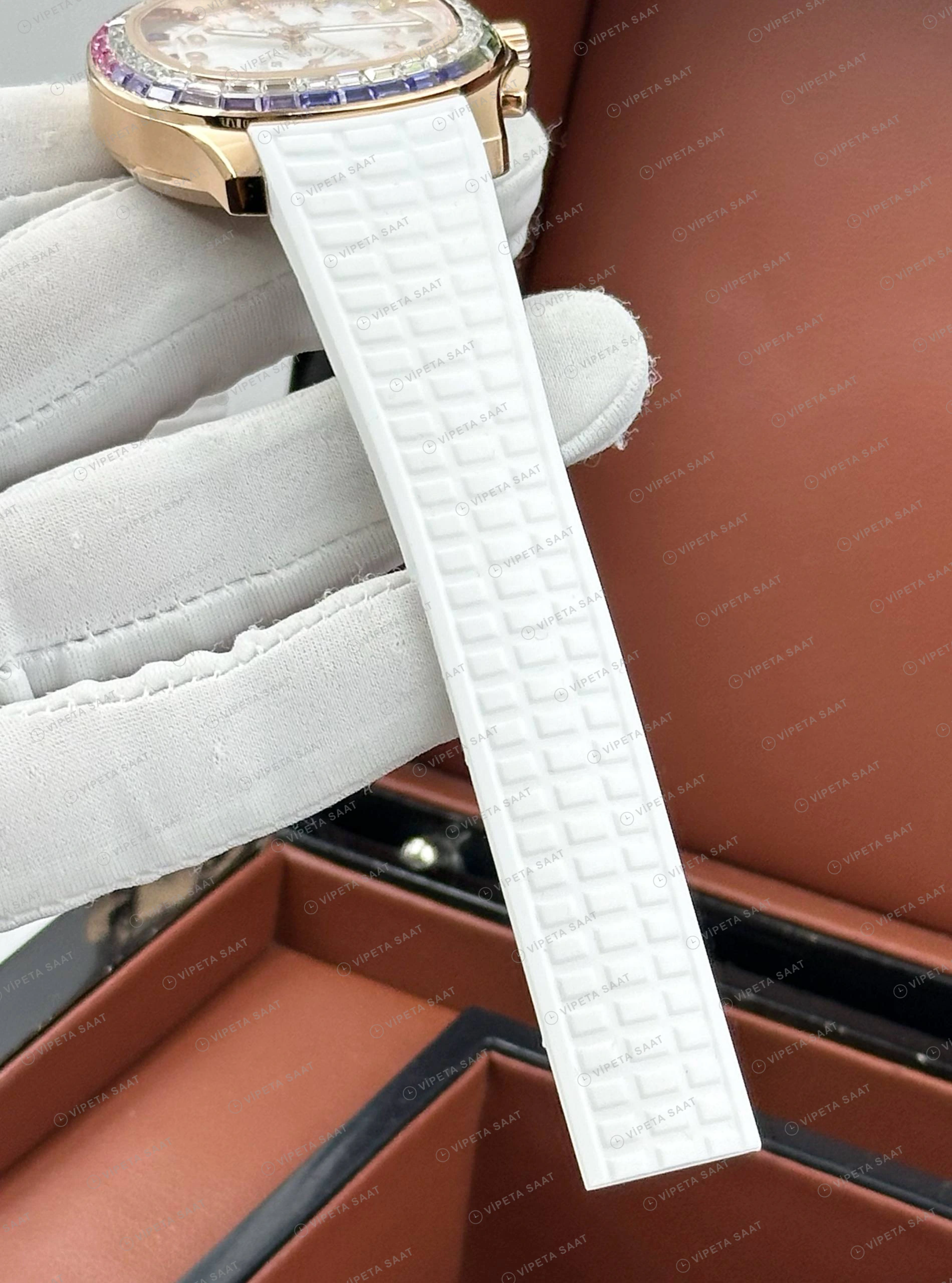 Patek Philippe Aquanaut 5968 42.2 mm Rose Beyaz Kronograf Beyaz Kauçuk Super Clone ETA Eta Saat detay 6