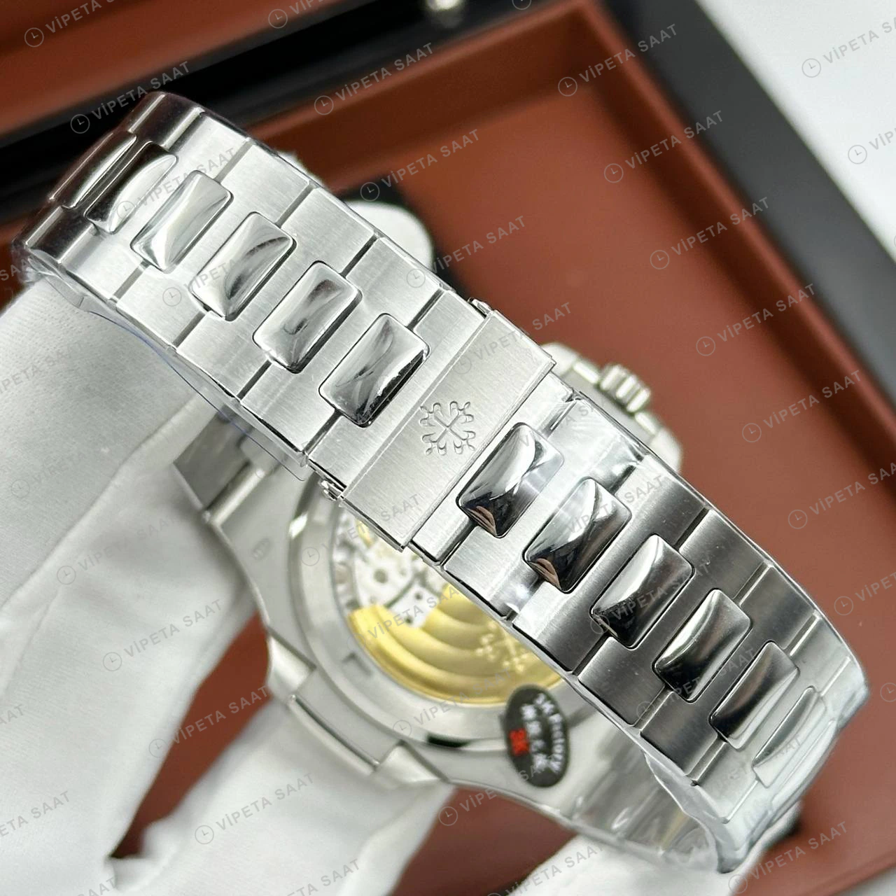Patek Philippe Nautilus 5711 40 mm Mavi Kadran Taşlı Bezel Çelik Super Clone ETA Eta Saat detay 7