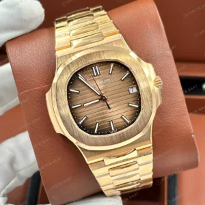 Patek Philippe Nautilus 5711 40 mm Rose Gold Kahve Kadran Super Clone ETA Eta Saat detay 5