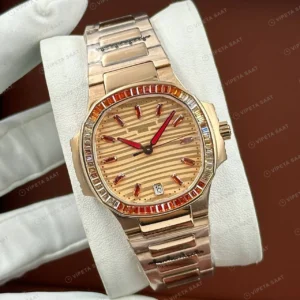 Patek Philippe Nautilus 5711 40 mm Rose Somon Baget Taşlı Super Clone ETA Eta Saat detay 3
