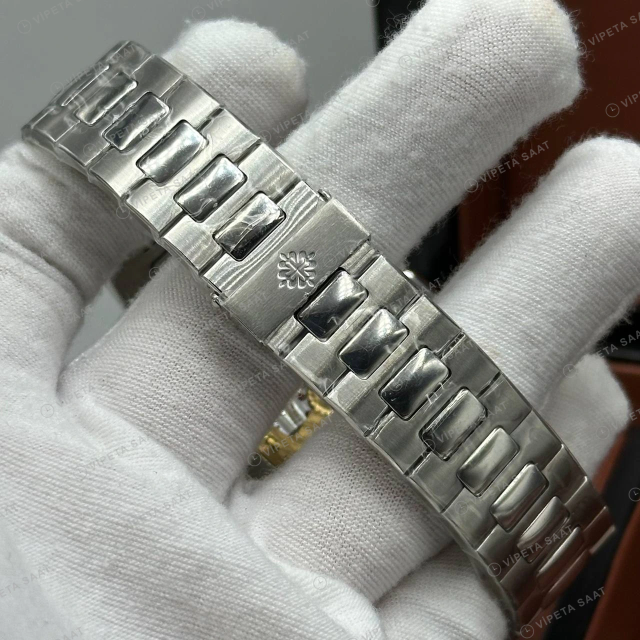 Patek Philippe Nautilus 5711 40 mm Tiffany Mavi Kadran Çelik Super Clone ETA Eta Saat detay 5