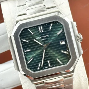 Patek Philippe Nautilus 5711 40 mm Yeşil Kadran Dokulu Çelik Super Clone ETA Eta Saat karşıdan görünüm
