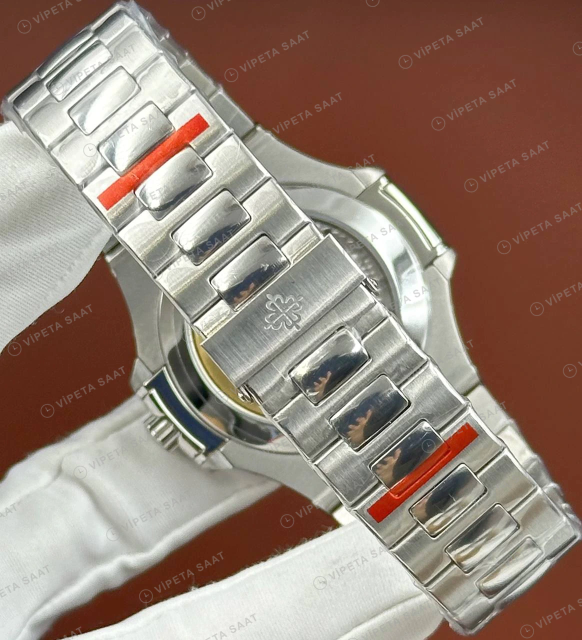 Patek Philippe Nautilus 5712 40 mm Beyaz Kadran Ay Evreli Çelik Super Clone ETA Eta Saat detay 3