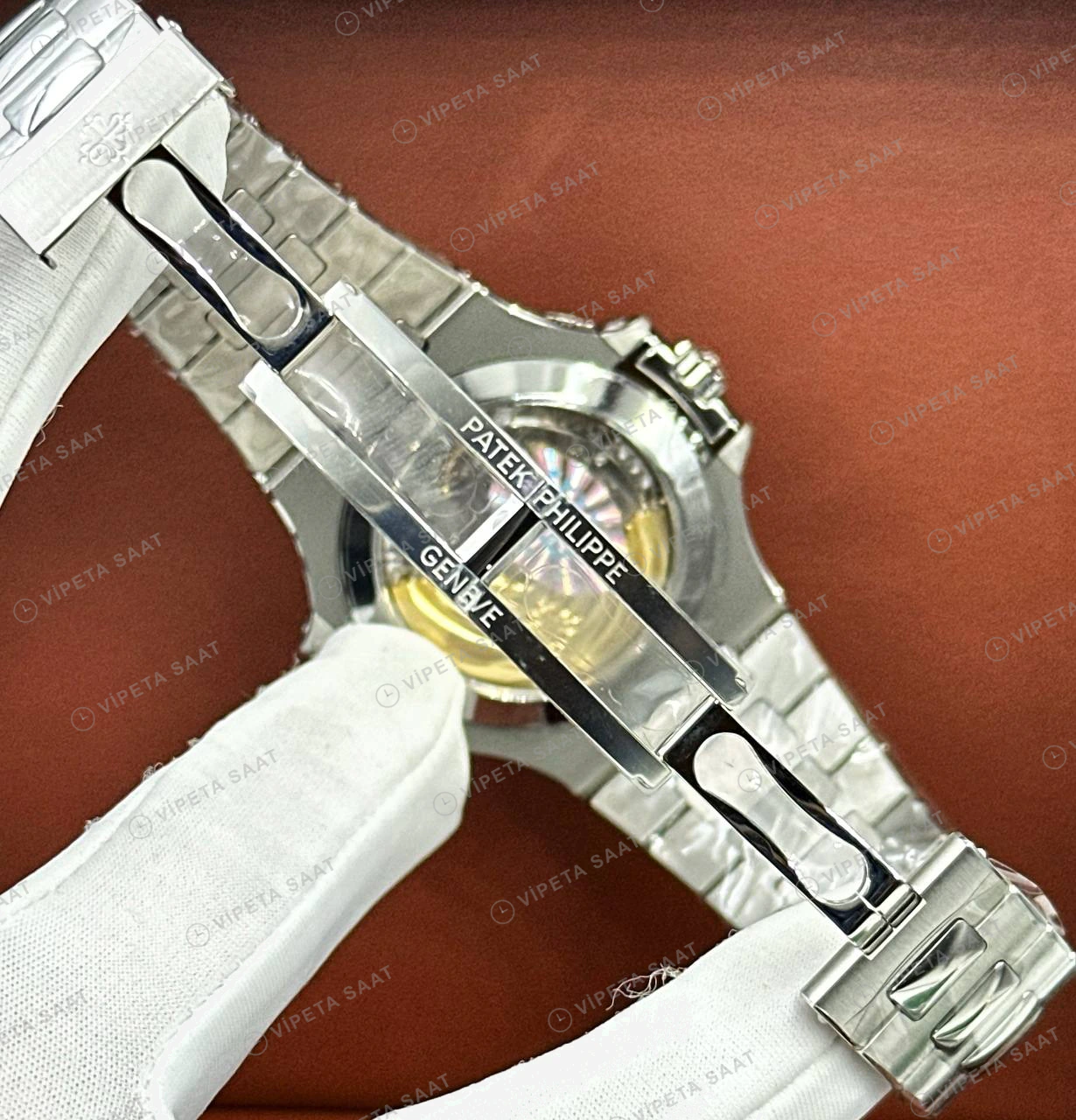 Patek Philippe Nautilus 5712 40 mm Gri Kadran Ay Evreli Çelik Bileklik Super Clone ETA Eta Saat detay 4