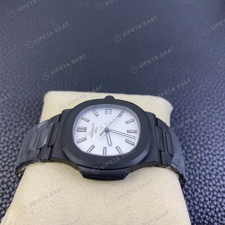 Patek Philippe Nautilus Siyah Kasa Beyaz Kadran Siyah Celik Kordon Super Clone Eta Eta Saat detay 4