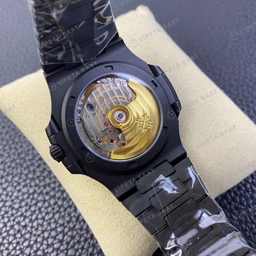 Patek Philippe Nautilus Siyah Kasa Beyaz Kadran Siyah Celik Kordon Super Clone Eta Eta Saat detay 6