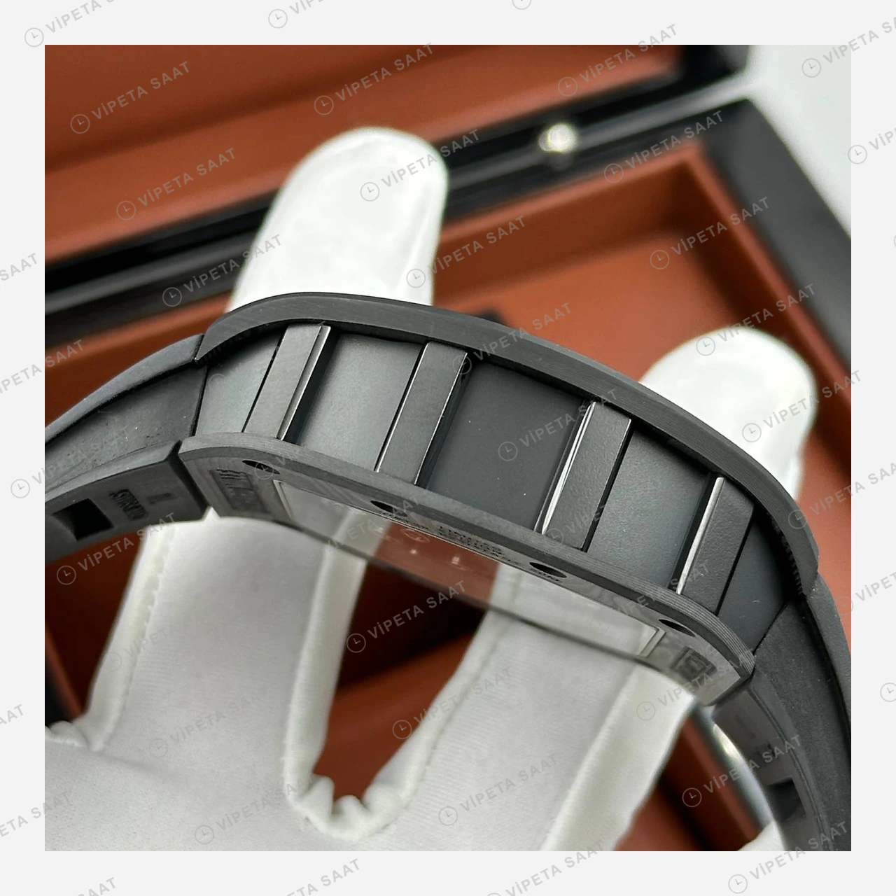 Richard Mille RM 052 Siyah Kurukafa Skeleton Kauçuk Super Clone ETA Eta Saat detay 3