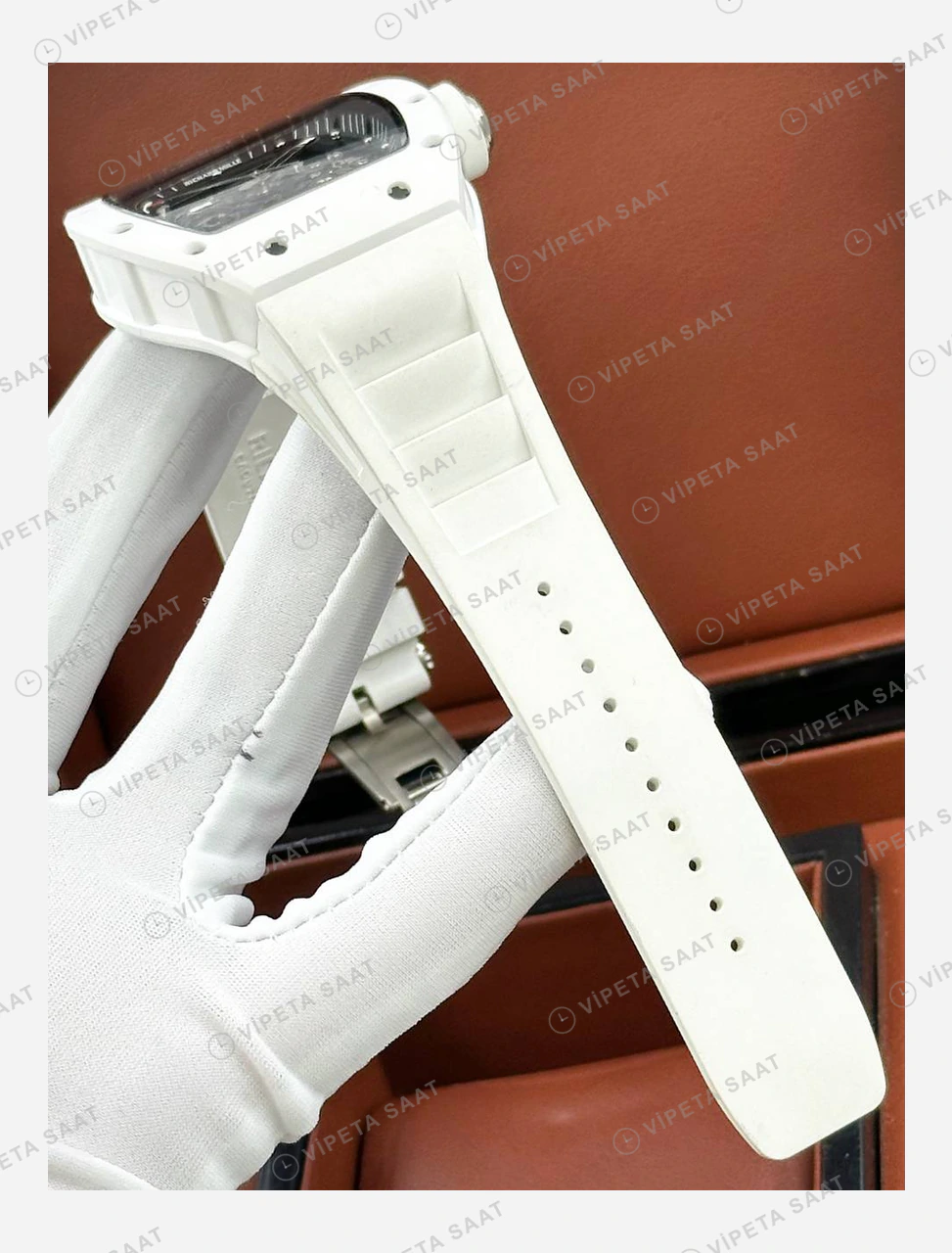 Richard Mille RM 055 Beyaz Şeffaf Skeleton Parlak Kauçuk Super Clone ETA Eta Saat detay 5