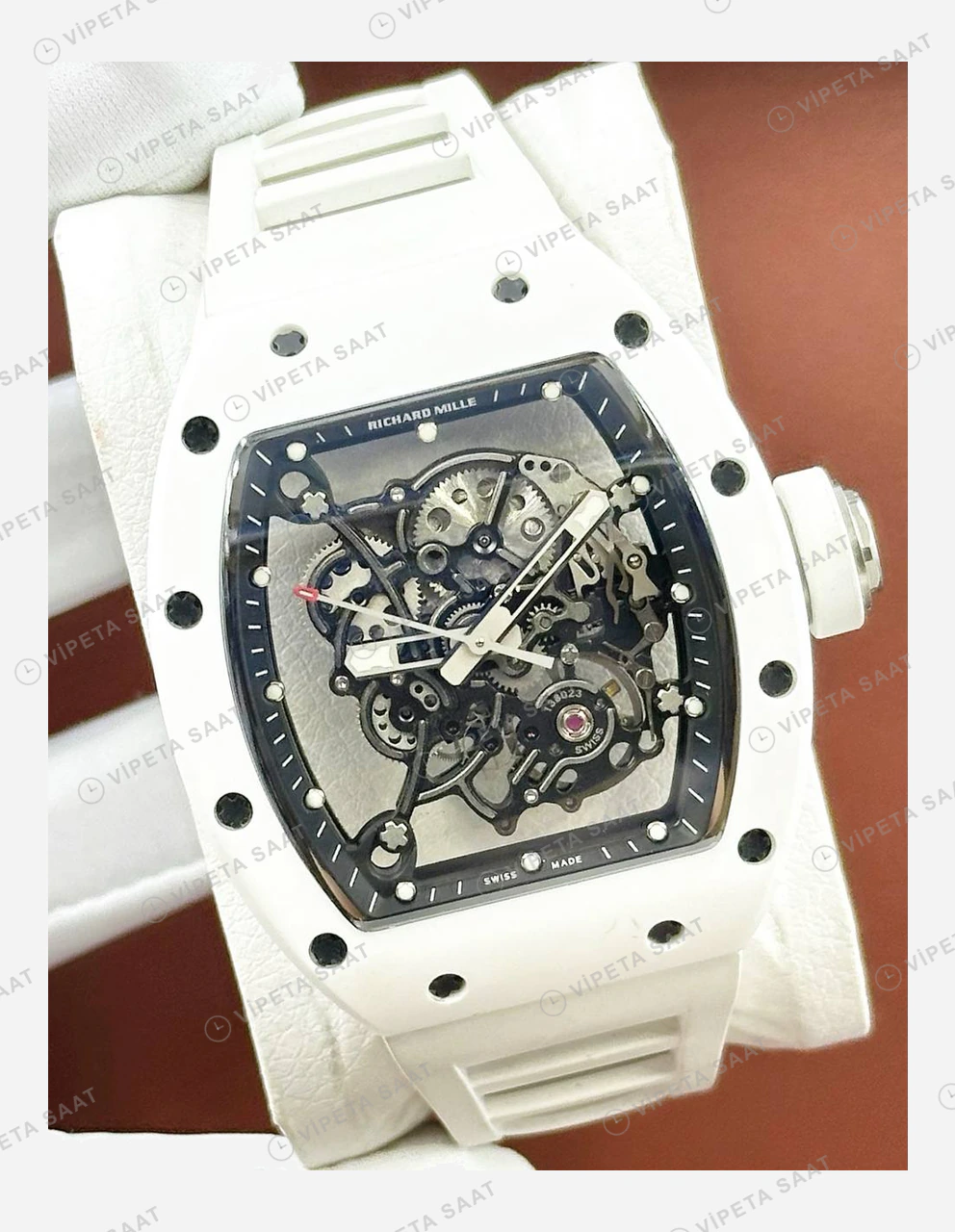 Richard Mille RM 055 Beyaz Şeffaf Skeleton Parlak Kauçuk Super Clone ETA Eta Saat detay 6
