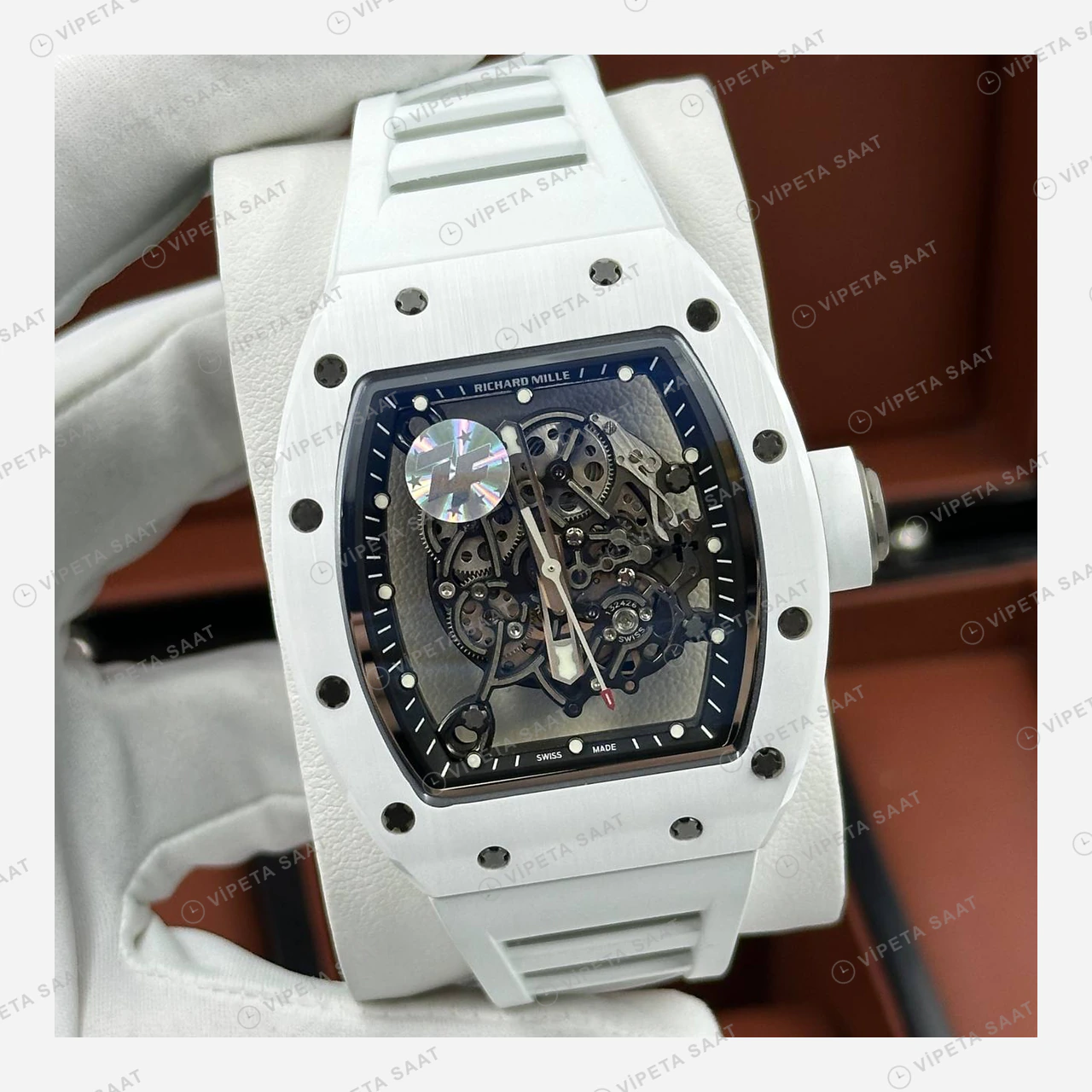 Richard Mille RM 055 Beyaz Skeleton Kauçuk Super Clone ETA Eta Saat detay 3