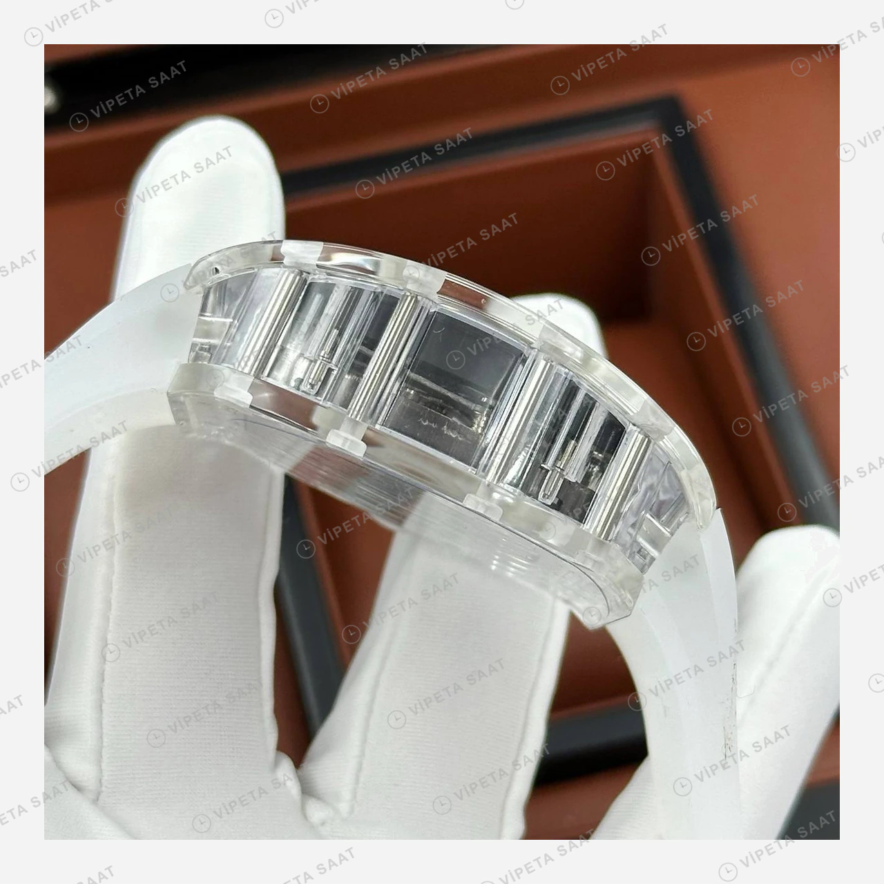 Richard Mille RM 055 Safir Şeffaf Beyaz Kasa Skeleton Kauçuk Super Clone ETA Eta Saat detay 3