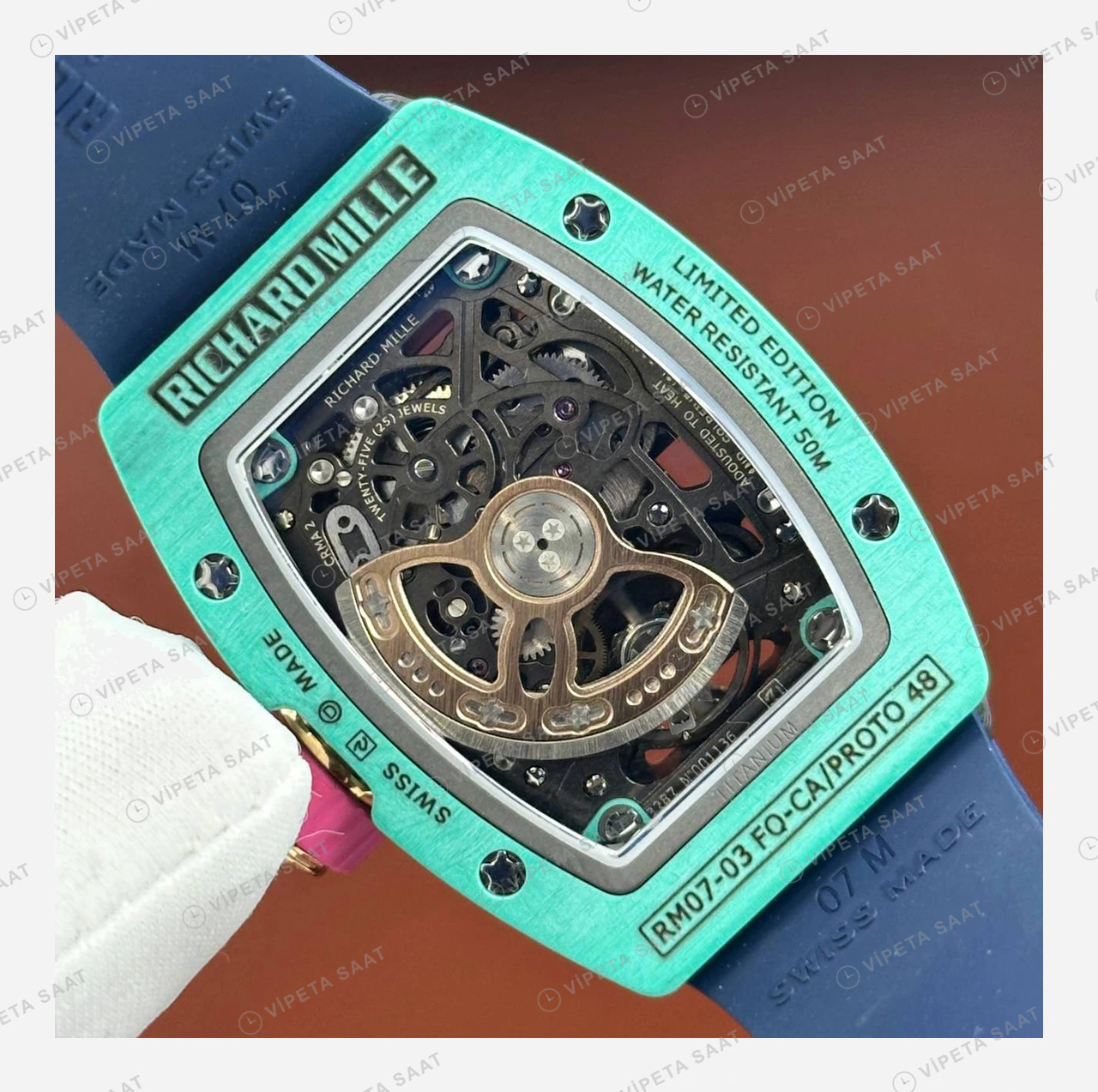 Richard Mille RM 07-03 Bonbon Renkli Siyah Kasa Mavi Kauçuk Super Clone ETA Eta Saat detay 4