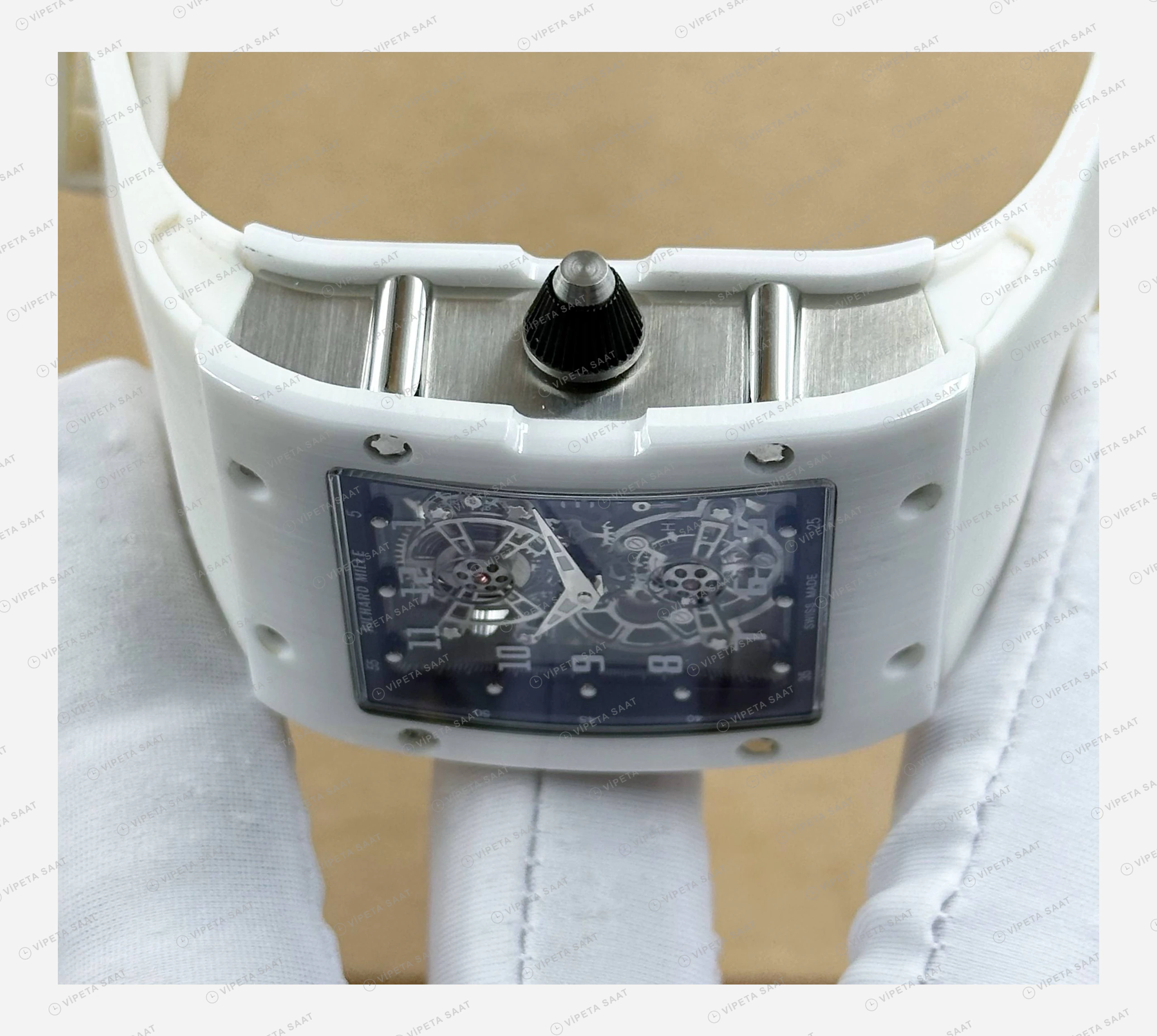 Richard Mille RM 17-01 Tourbillon Ekstra Düz Beyaz Kasa Rakamlı Kauçuk Super Clone ETA Eta Saat detay 4