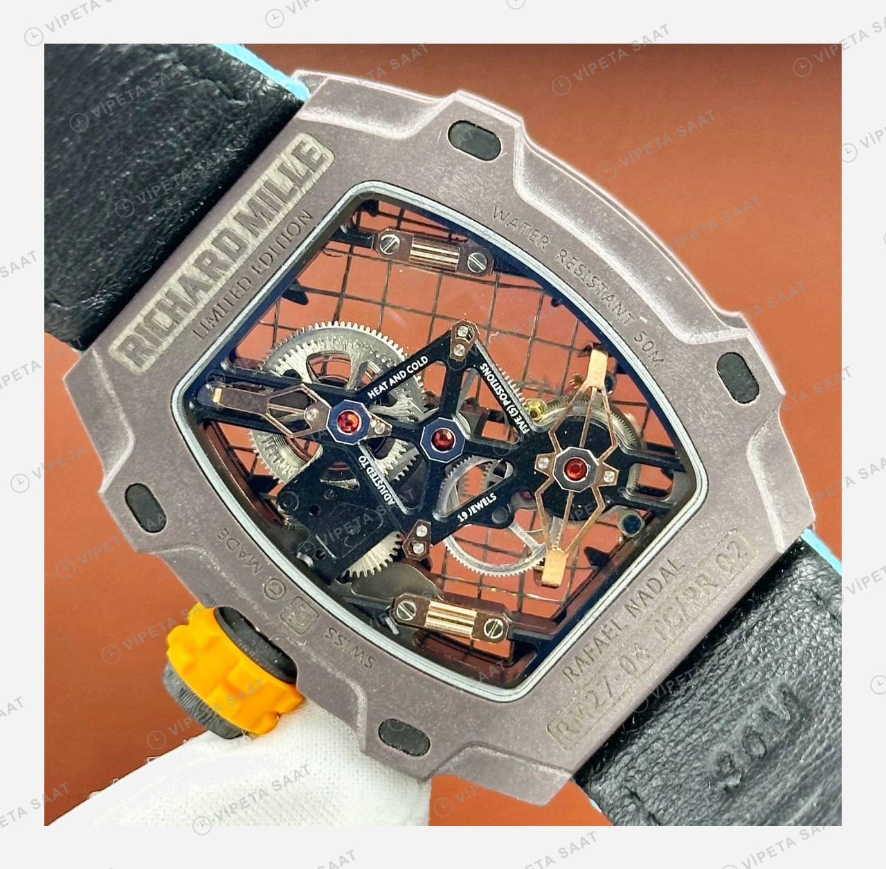Richard Mille RM 27-04 Rafael Nadal Grid Tourbillon Kırmızı Detay Mavi Kauçuk Super Clone ETA Eta Saat detay 5