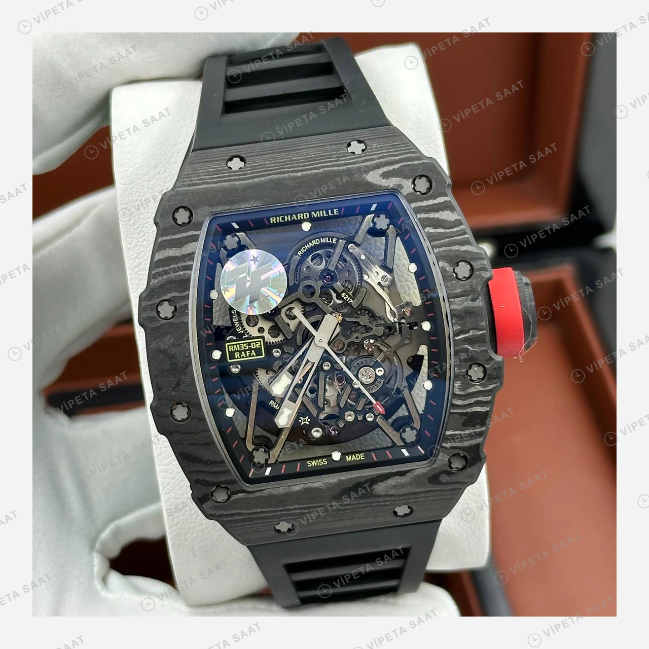 Richard Mille RM 35-02 Rafael Nadal Siyah Karbon Kırmızı Detay Kauçuk Super Clone ETA Eta Saat detay 5