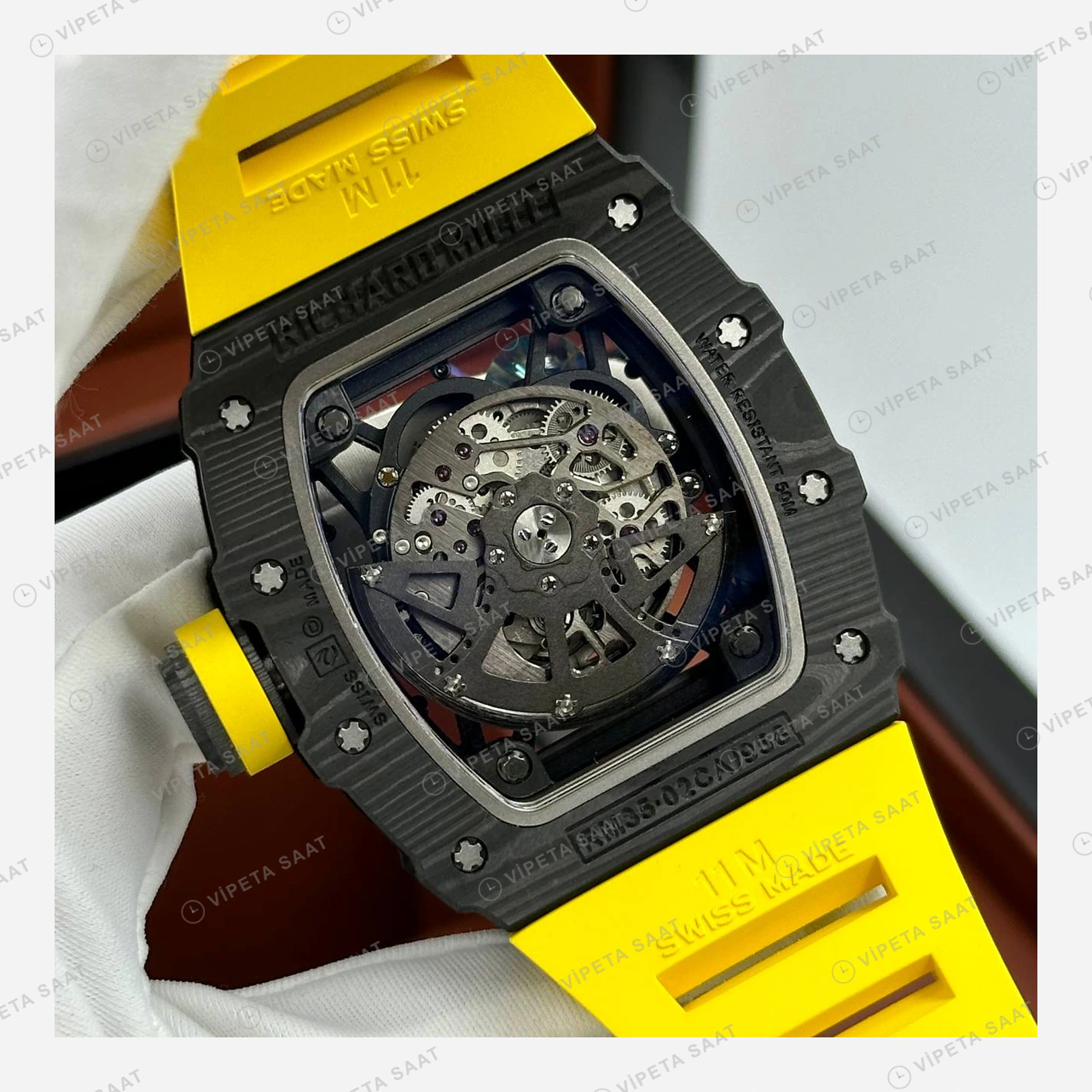 Richard Mille RM 35-02 Rafael Nadal Siyah Karbon Sarı Kauçuk Super Clone ETA Eta Saat detay 6