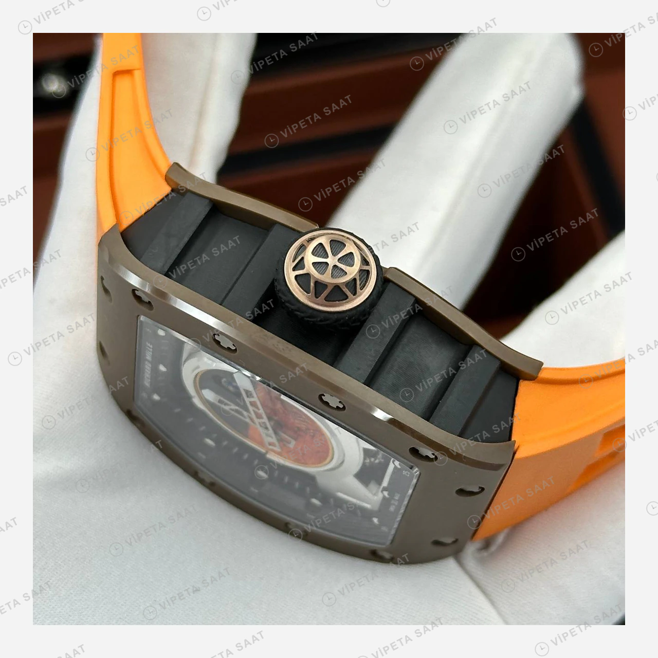 Richard Mille RM 52-05 Pharrell Astronot Mars Siyah Kasa Turuncu Kauçuk Super Clone ETA Eta Saat detay 3