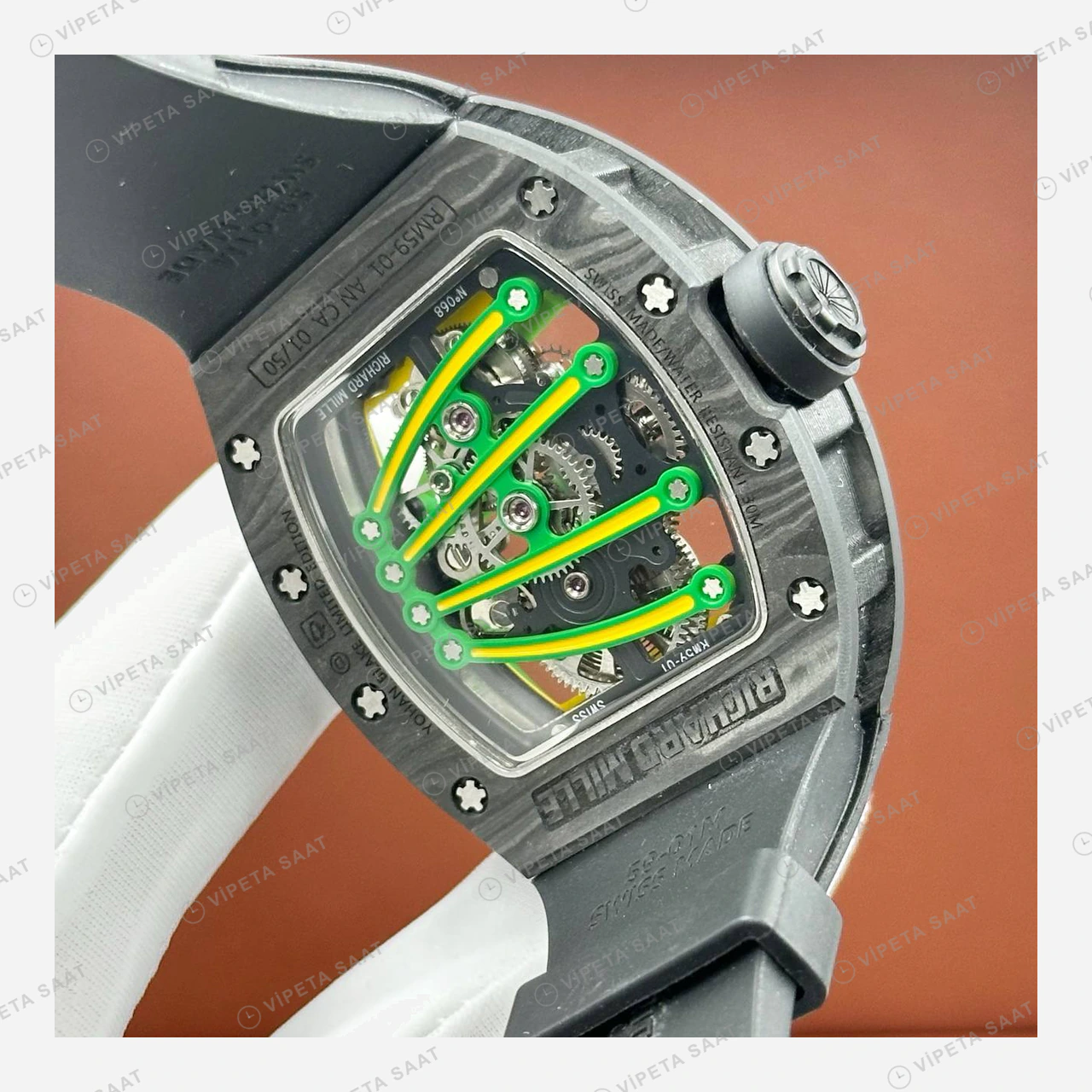 Richard Mille RM 59-01 Yohan Blake Tourbillon Yeşil Sarı Kasa Beyaz Kauçuk Super Clone ETA Eta Saat detay 4