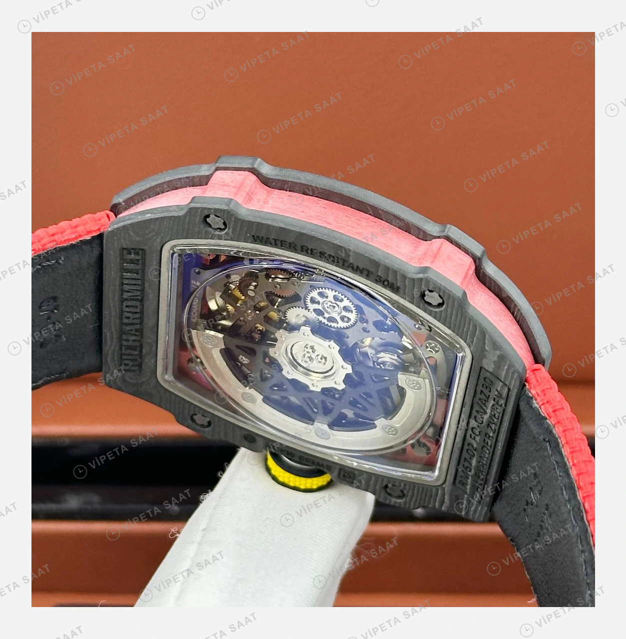Richard Mille RM 67-02 Extra Flat Zverev Almanya Siyah Karbon Kırmızı Sarı Kumaş Kordon Super Clone ETA Eta Saat detay 4