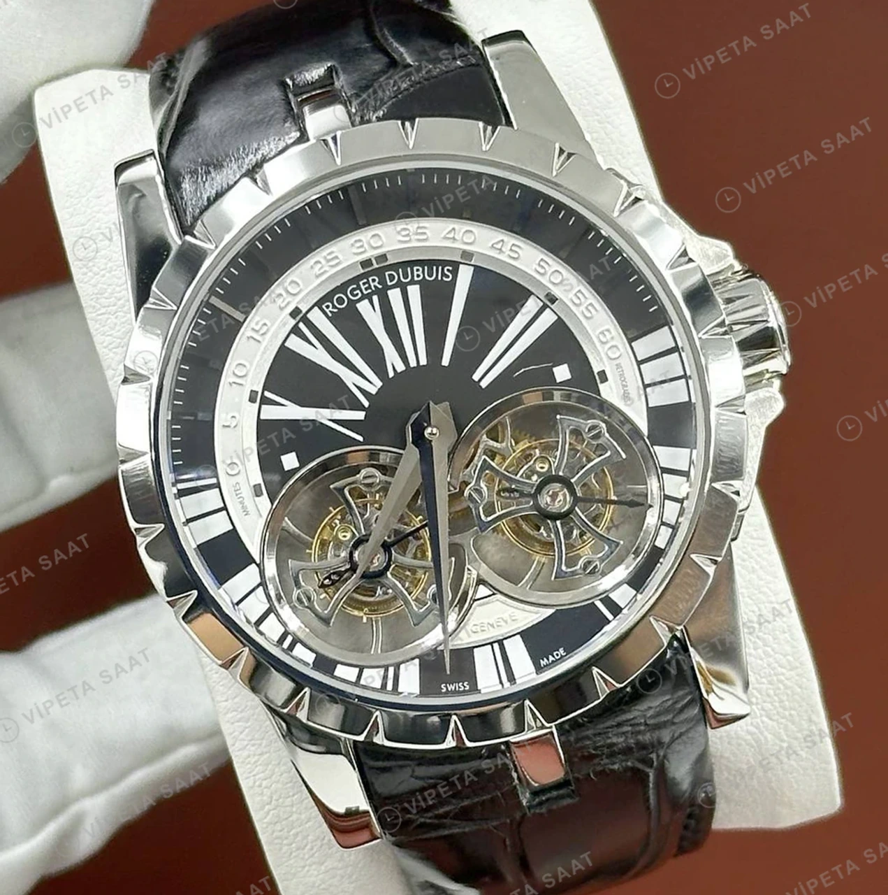 Roger Dubuis Excalibur Gümüş Skeleton Deri Super Clone ETA Saat yan görünüm
