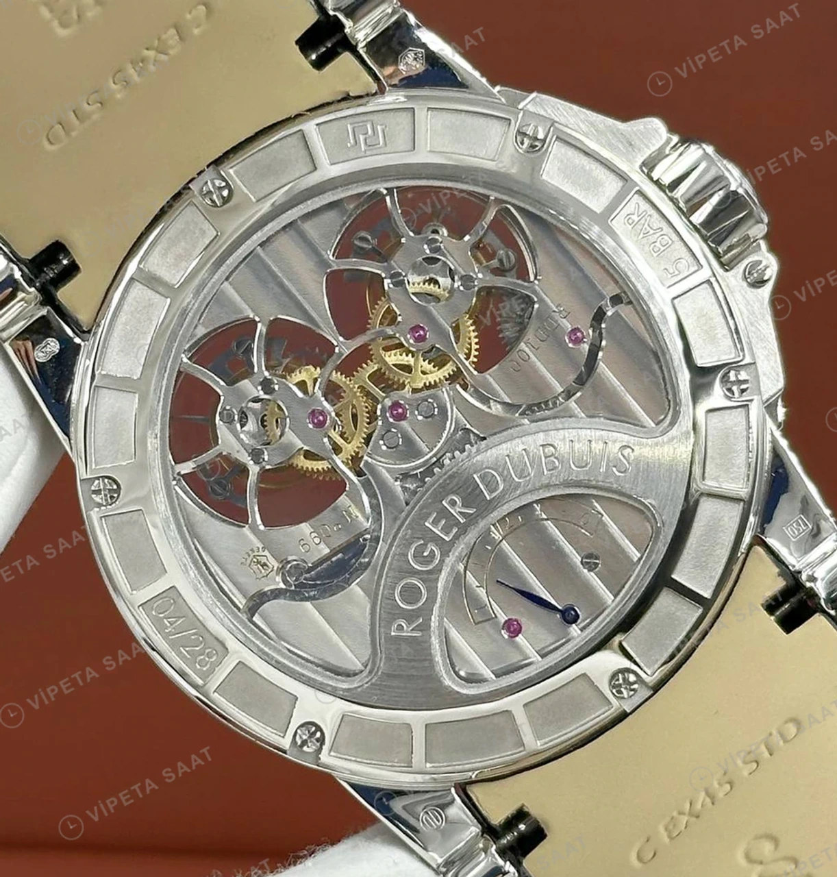 Roger Dubuis Excalibur Gümüş Skeleton Deri Super Clone ETA Saat detay 7