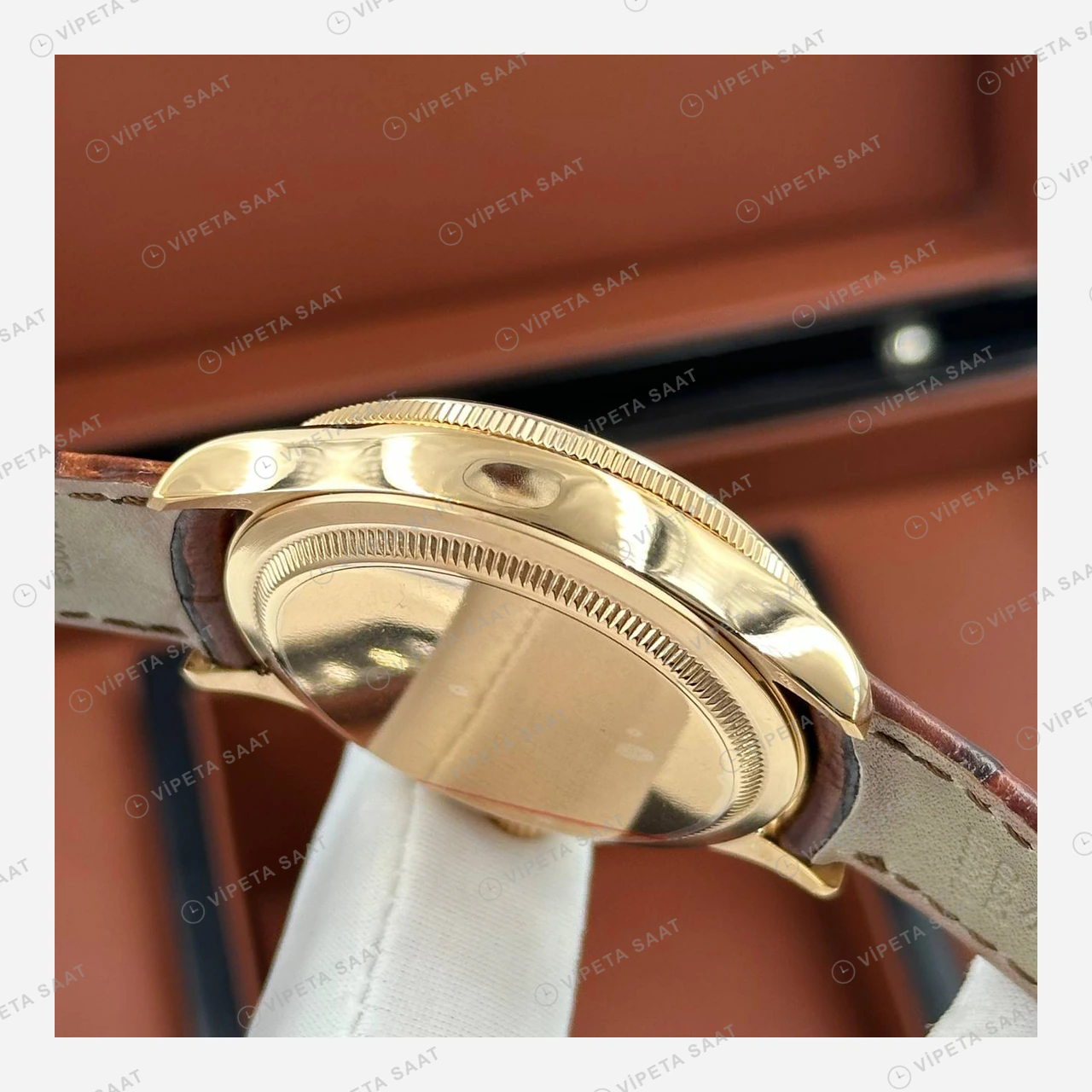 Rolex Cellini Beyaz Kadran Sarı Altın Deri Kordon Super Clone Eta Saat detay 4