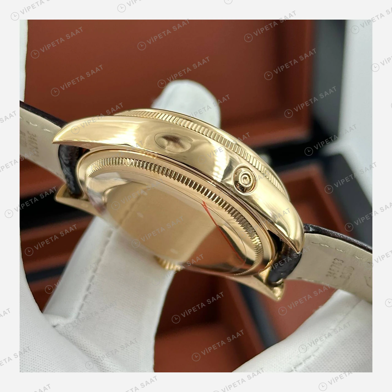 Rolex Cellini Moonphase Beyaz Kadran Sarı Altın Deri Kordon Super Clone Eta Saat detay 4