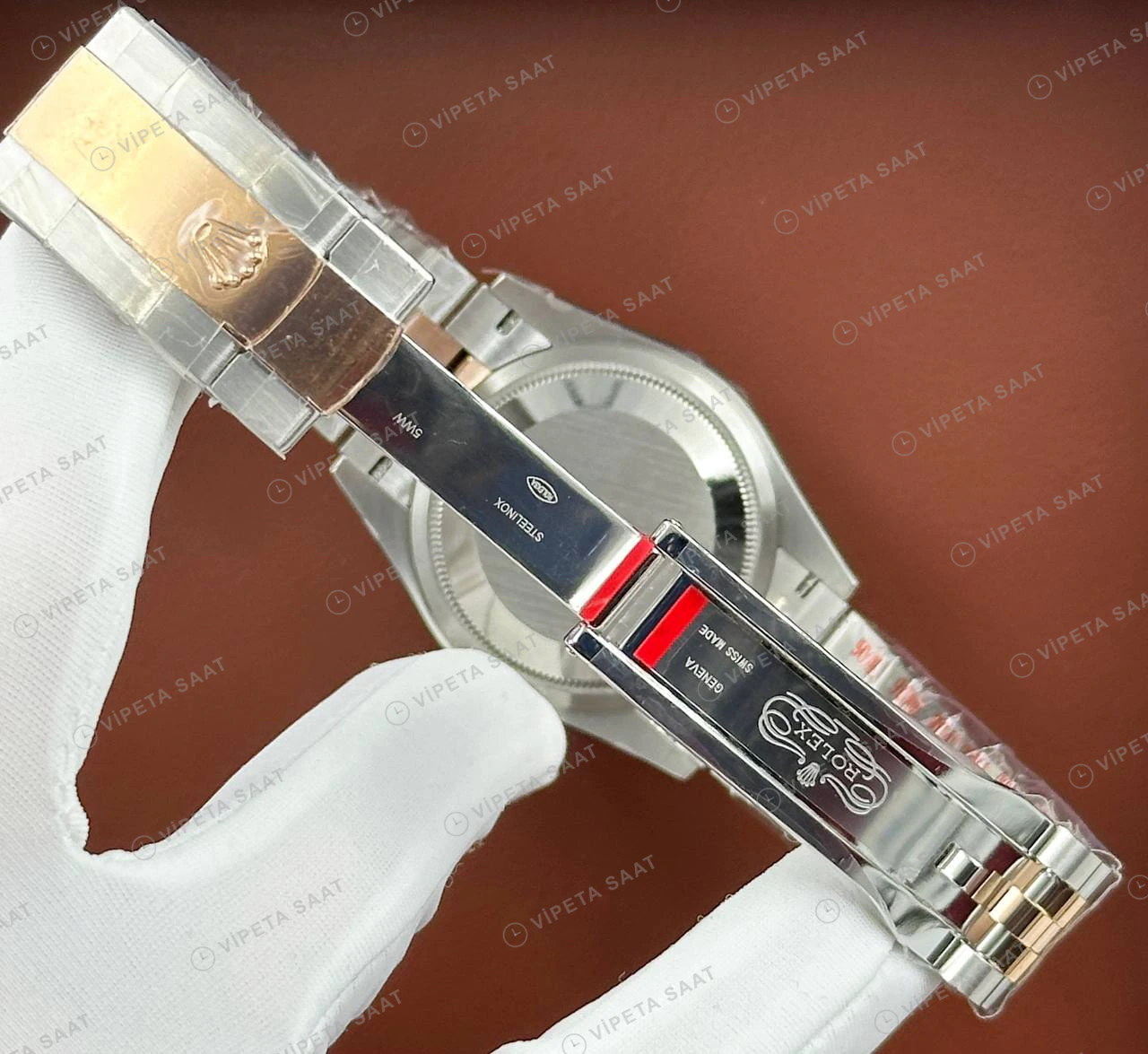 Rolex Datejust 126231 41 mm fluted Yeşil Kadranlı Everose Pırlanta Sedef Super Clone Eta Saat detay 5