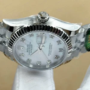 Rolex Datejust 126231 41 mm fluted Yeşil Kadranlı Everose Pırlanta Super Clone Eta Saat karşıdan görünüm