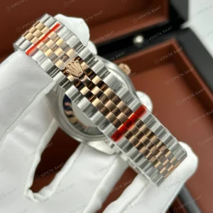Rolex Datejust 126231 41 mm Gri Kadranlı Jubilee Everose İki Renk Pırlanta Super Clone Eta Saat karşıdan görünüm