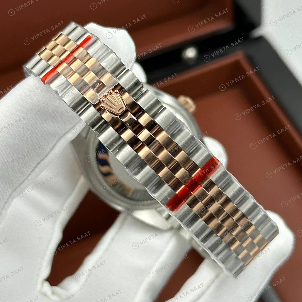 Rolex Datejust 126231 41 mm Mavi Kadranlı Jubilee Everose İki Renk Pırlanta Super Clone Eta Saat detay 5